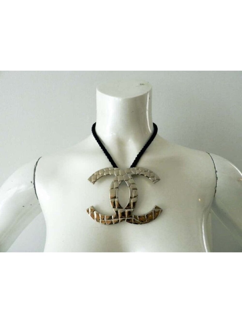 Chanel Vintage CC Logo Choker Necklace